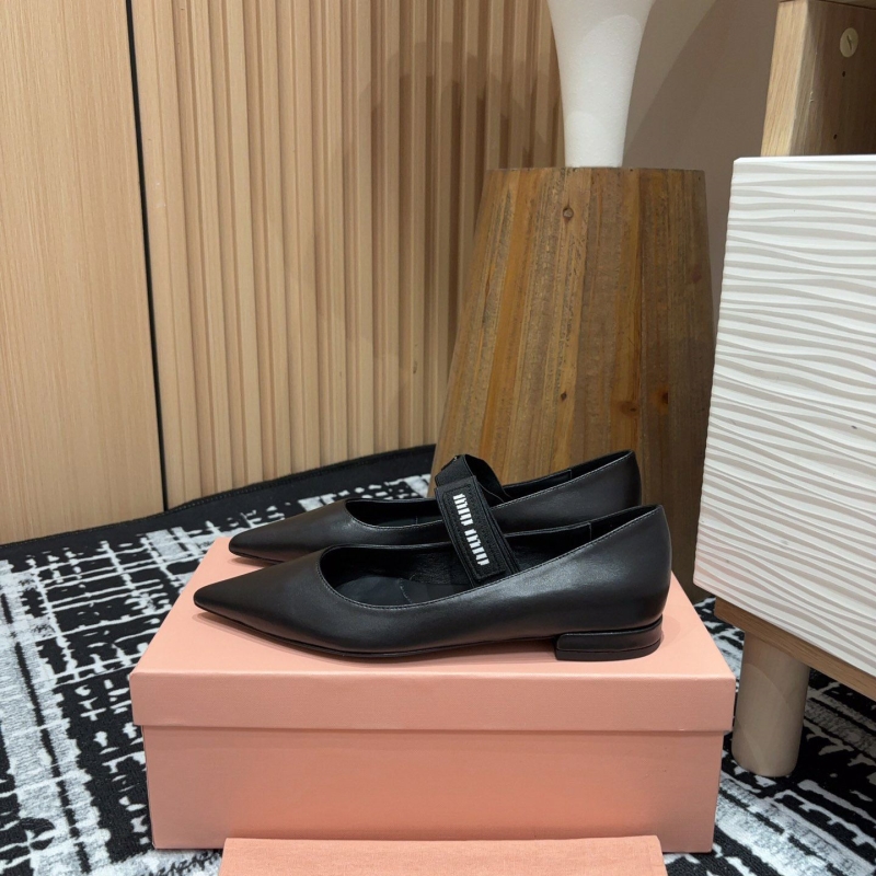 Miu Miu flat shoes
